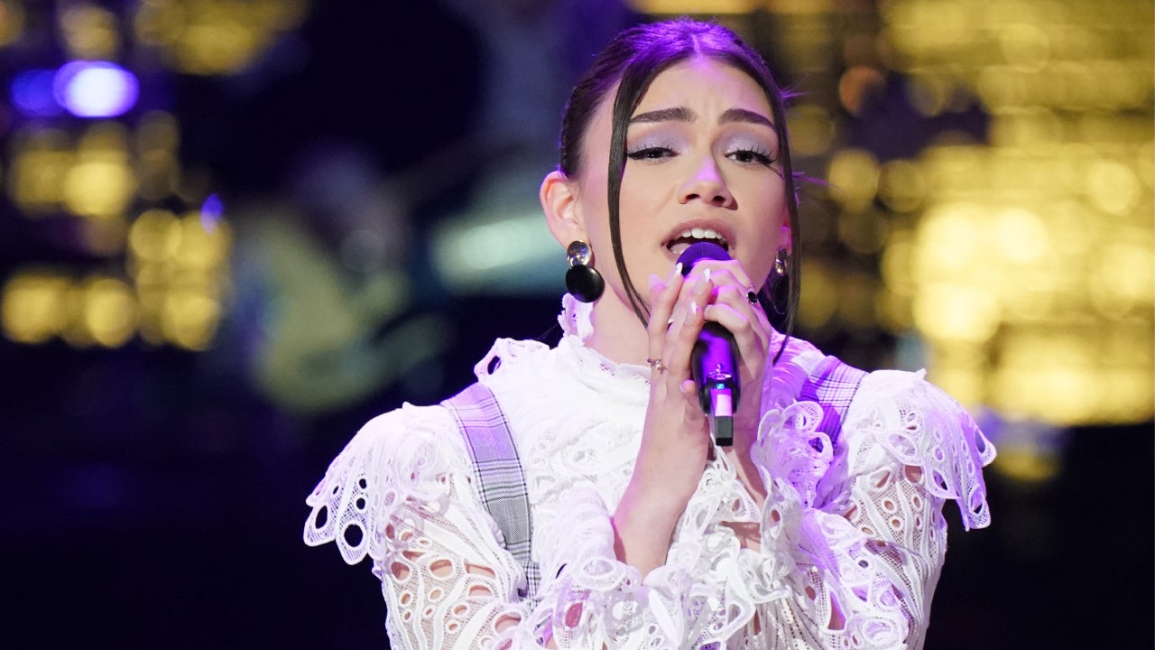 'The Voice' Gina Miles Delivers a 'Breathtaking' Performance of